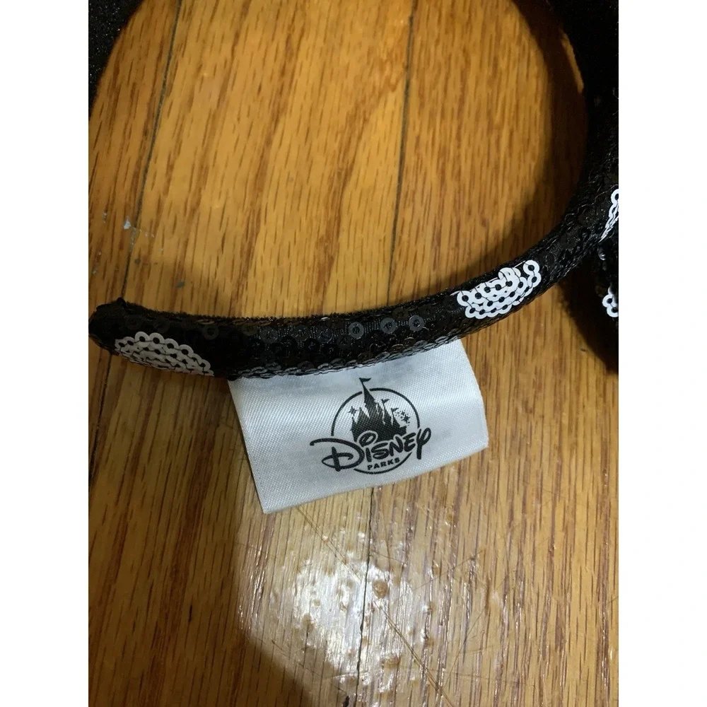 Disney Parks Minnie Mouse Sequined Black White Polka Dot Red Bow Ears Headband